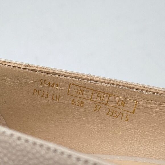 Stuart Weitzman Leather Kitten-Heel Pumps size 6.5 - Picture 6 of 11